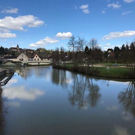 Les Lodges Du Canal Vue Sur Le Canal Rogny Eksteriør bilde