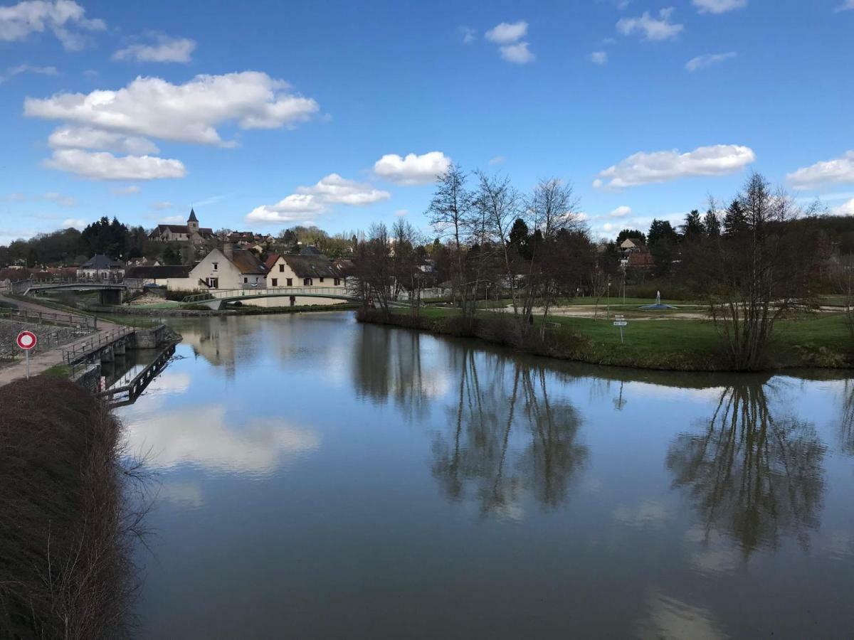 Les Lodges Du Canal Vue Sur Le Canal Rogny Eksteriør bilde